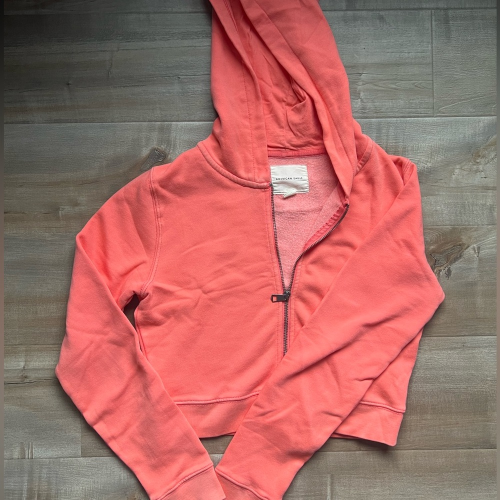AE Cropped Zip Up Hoodie